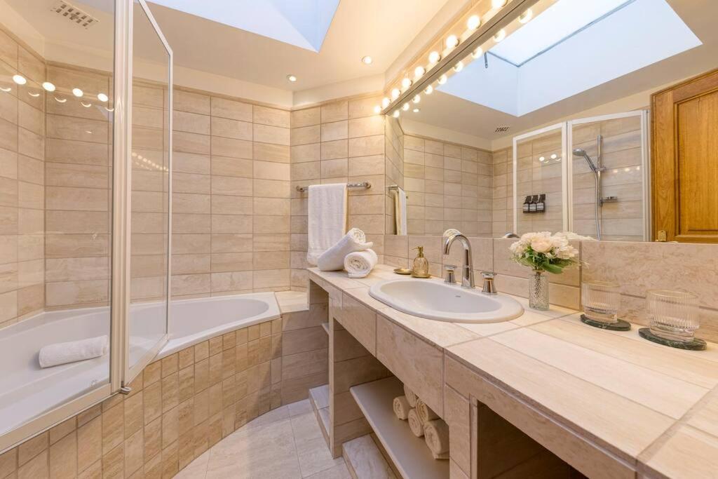 Chic Penthouse Grand-Place Brussel Eksteriør bilde